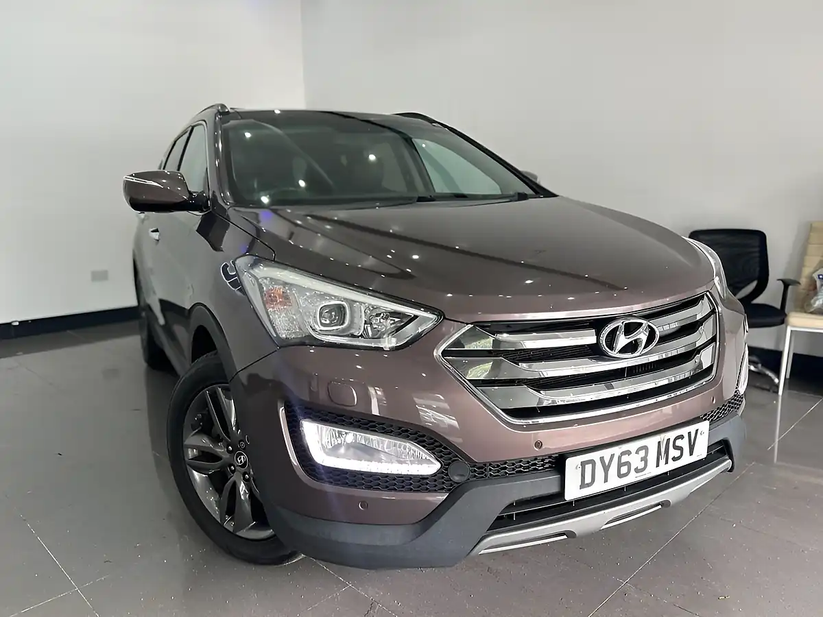 Used 2013 Hyundai Santa Fe Premium Se Bronze - Interior and Exterior details 7