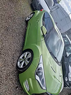Used 2013 Hyundai Veloster Sport Green - Interior and Exterior details 14