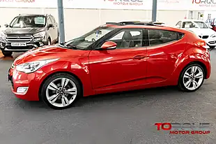 Used 2013 Hyundai Veloster Sport Red - Interior and Exterior details 11