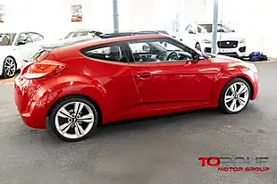 Used 2013 Hyundai Veloster Sport Red - Interior and Exterior details 13