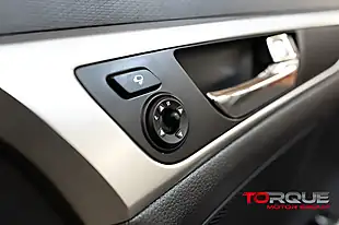 Used 2013 Hyundai Veloster Sport Red - Interior and Exterior details 17