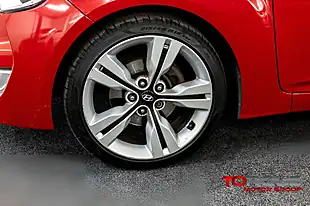 Used 2013 Hyundai Veloster Sport Red - Interior and Exterior details 8