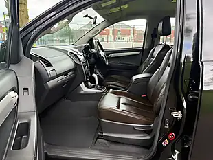 Used 2013 Isuzu D-Max Utah Vision Black - Interior and Exterior details 20