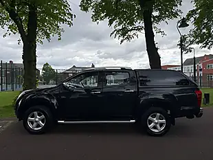 Used 2013 Isuzu D-Max Utah Vision Black - Interior and Exterior details 6