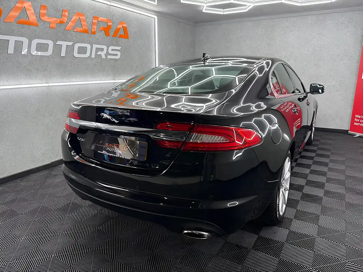Used 2013 Jaguar Xf Luxury Black - Interior and Exterior details 12