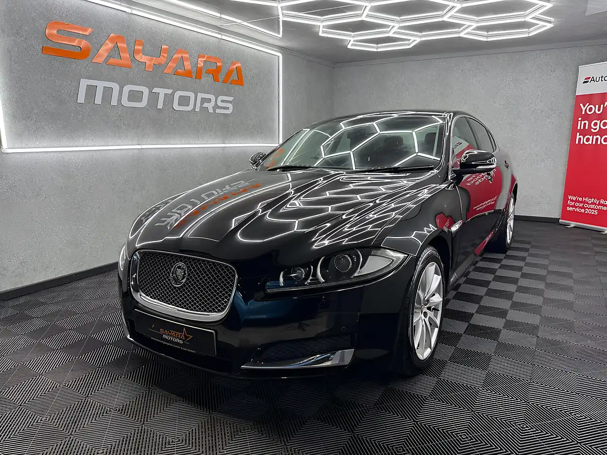 Used 2013 Jaguar Xf Luxury Black - Interior and Exterior details 4