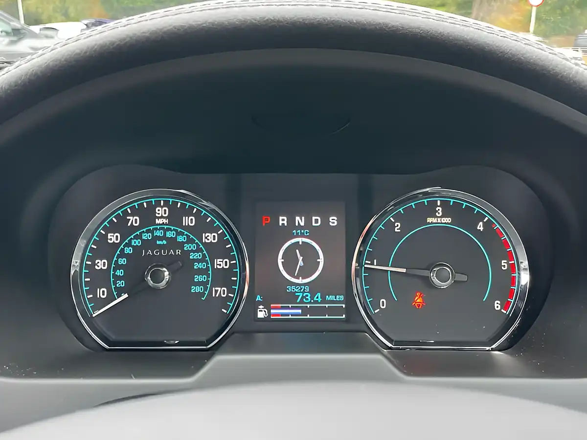 Used 2013 Jaguar Xf Luxury Black - Interior and Exterior details 20