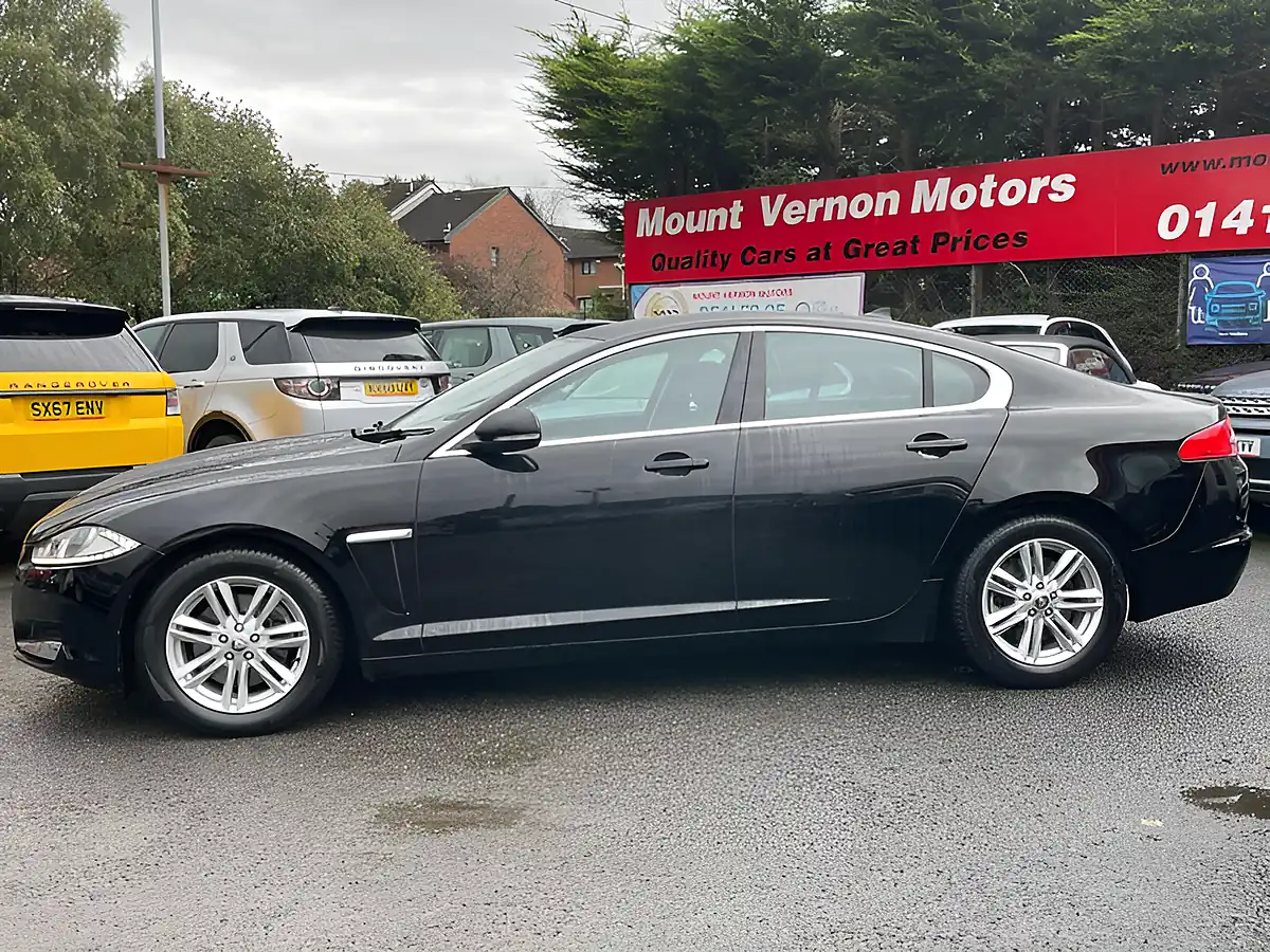 Used 2013 Jaguar Xf Luxury Black - Interior and Exterior details 6