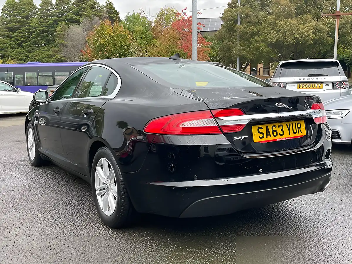 Used 2013 Jaguar Xf Luxury Black - Interior and Exterior details 7