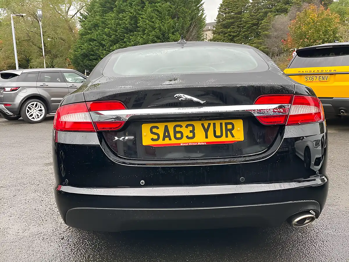 Used 2013 Jaguar Xf Luxury Black - Interior and Exterior details 8