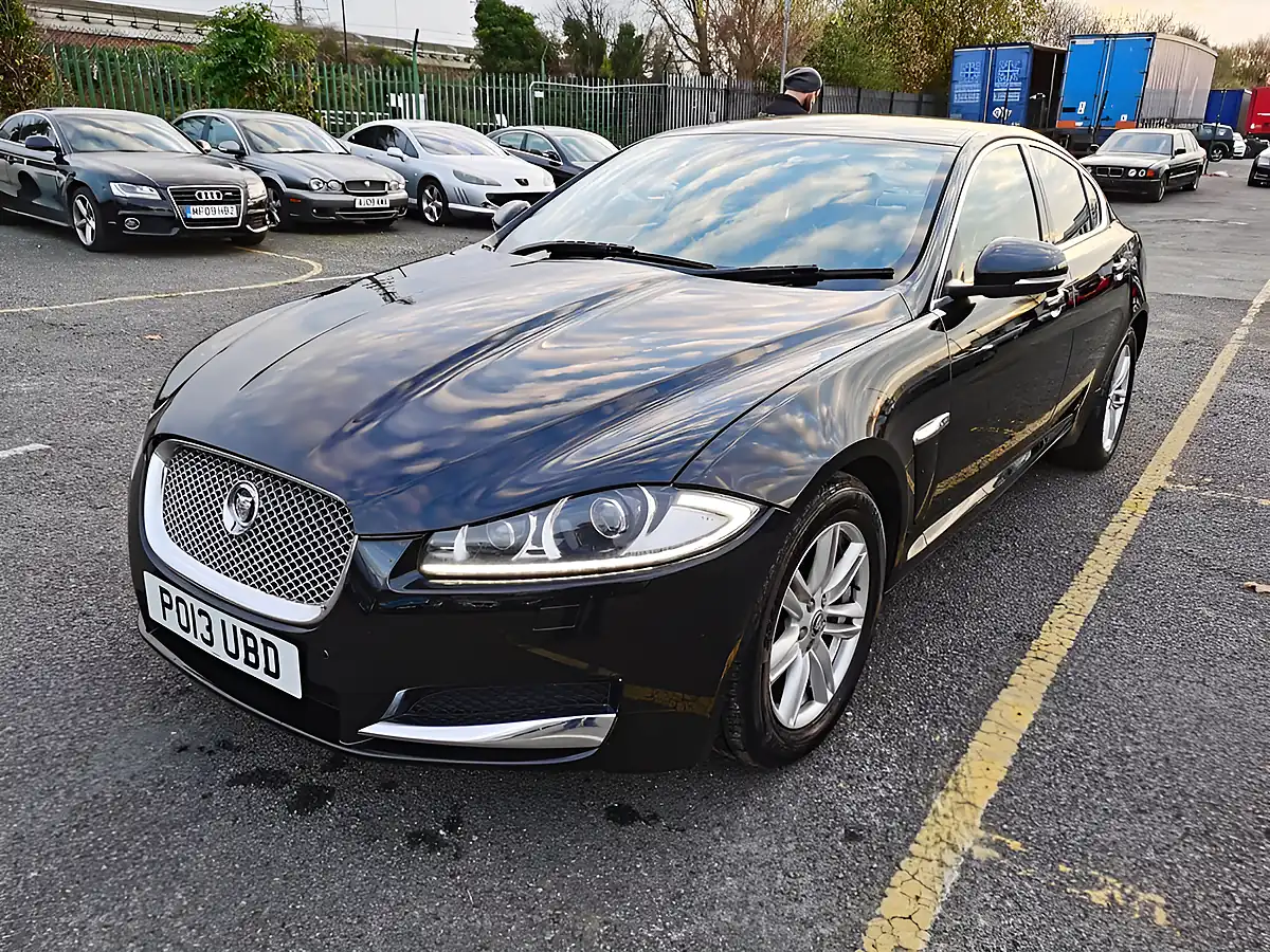 Used 2013 Jaguar Xf Luxury Black - Interior and Exterior details 2