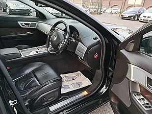 Used 2013 Jaguar Xf Luxury Black - Interior and Exterior details 8