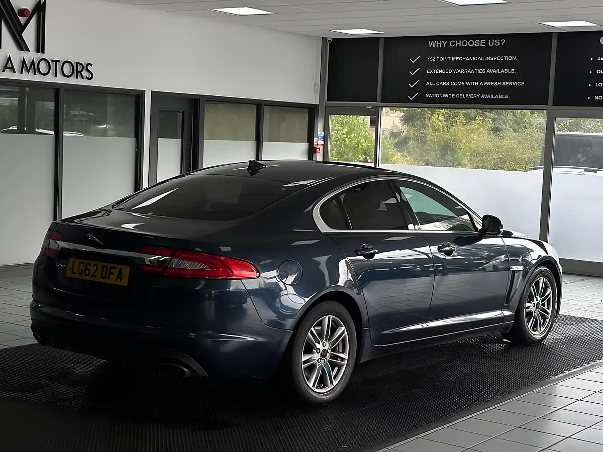 Used 2013 Jaguar Xf Luxury Blue - Interior and Exterior details 11