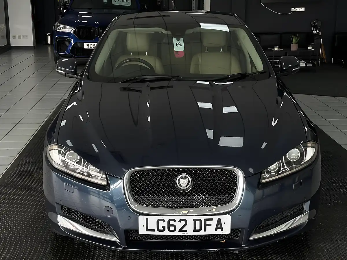 Used 2013 Jaguar Xf Luxury Blue - Interior and Exterior details 4