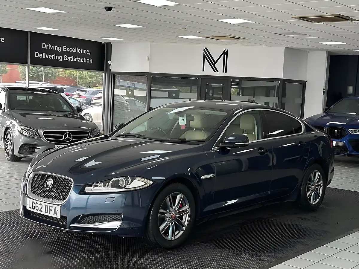 Used 2013 Jaguar Xf Luxury Blue - Interior and Exterior details 5
