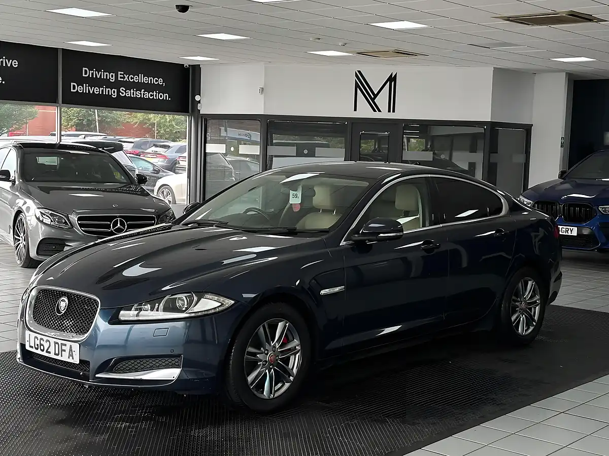 Used 2013 Jaguar Xf Luxury Blue - Interior and Exterior details 7