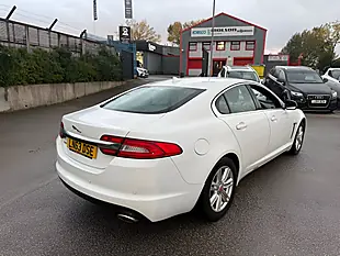 Used 2013 Jaguar Xf Luxury Polaris White - Interior and Exterior details 8