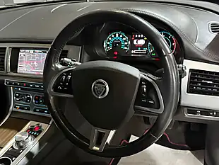 Used 2013 Jaguar Xf Luxury Sportbrake Black - Interior and Exterior details 15