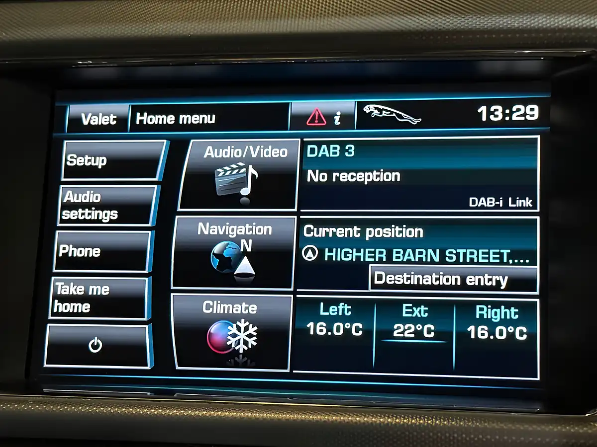 Used 2013 Jaguar Xf Luxury Sportbrake Black - Interior and Exterior details 18