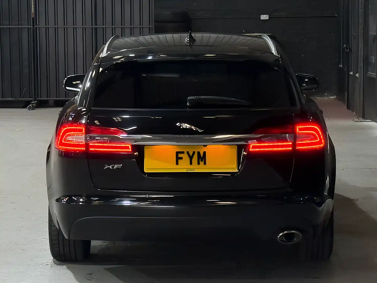Used 2013 Jaguar Xf Luxury Sportbrake Black - Interior and Exterior details 8