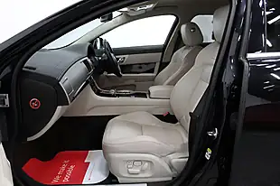 Used 2013 Jaguar Xf Portfolio Sportbrake Black - Interior and Exterior details 18