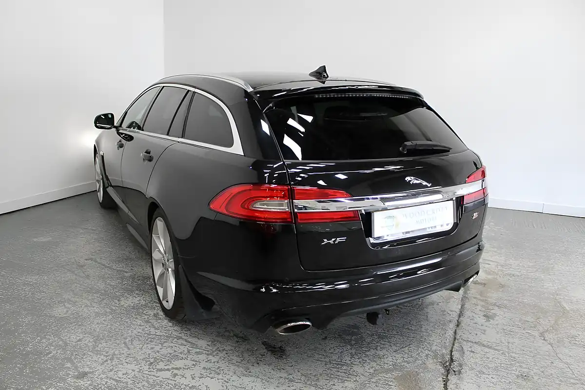 Used 2013 Jaguar Xf Portfolio Sportbrake Black - Interior and Exterior details 5