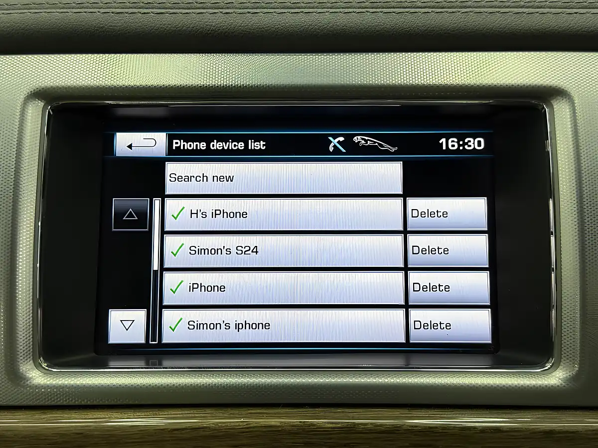 Used 2013 Jaguar Xf Premium Luxury Black - Interior and Exterior details 14