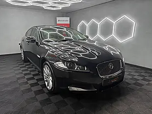 Used 2013 Jaguar Xf Premium Luxury Black - Interior and Exterior details 4