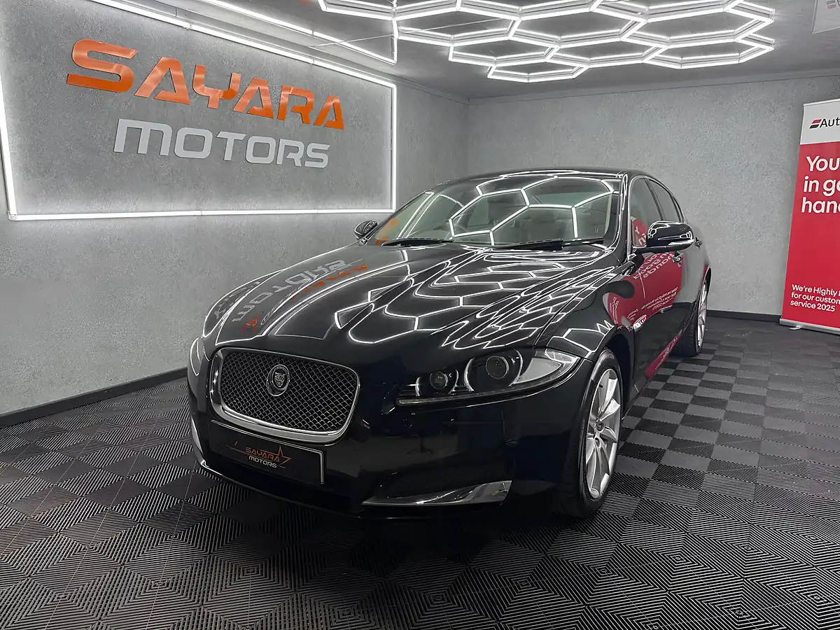 Used 2013 Jaguar Xf Premium Luxury Black - Interior and Exterior details 6