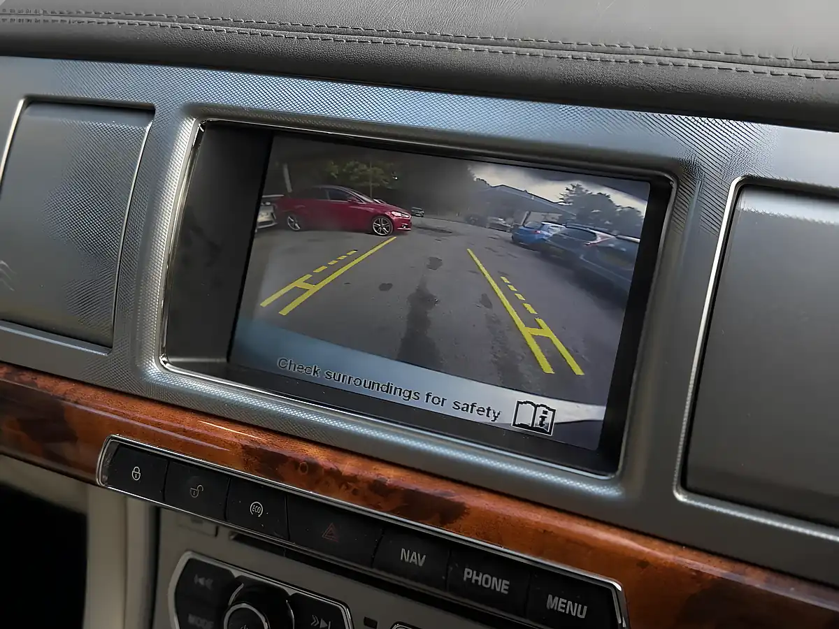 Used 2013 Jaguar Xf Premium Luxury Silver - Interior and Exterior details 17