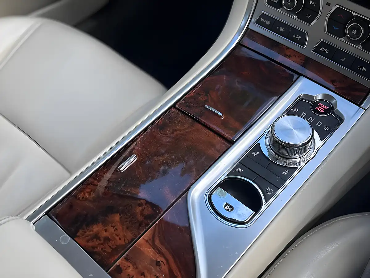Used 2013 Jaguar Xf Premium Luxury Silver - Interior and Exterior details 18