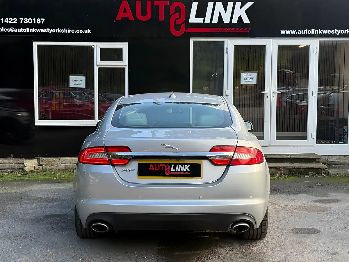 Used 2013 Jaguar Xf Premium Luxury Silver - Interior and Exterior details 3