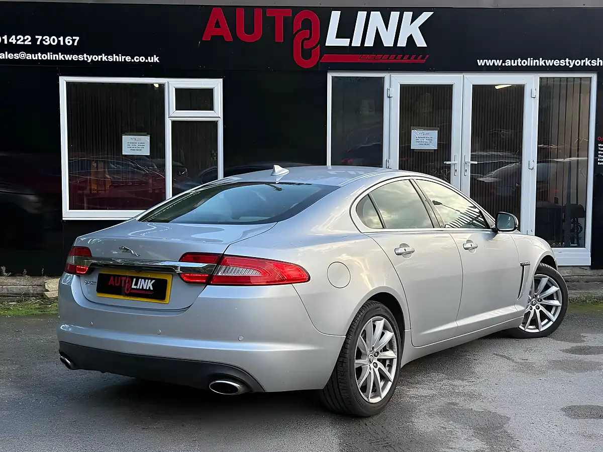 Used 2013 Jaguar Xf Premium Luxury Silver - Interior and Exterior details 4