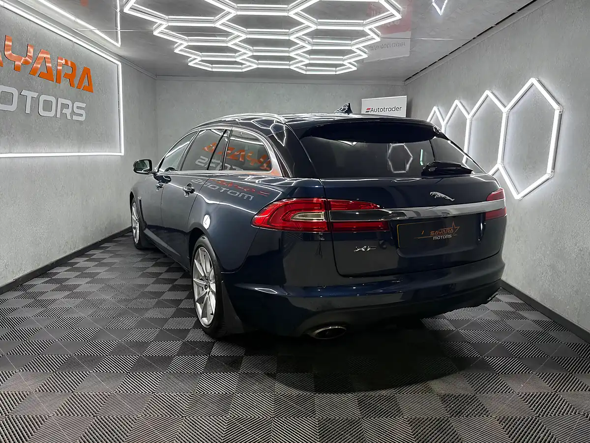 Used 2013 Jaguar Xf Premium Luxury Sportbrake Blue - Interior and Exterior details 10
