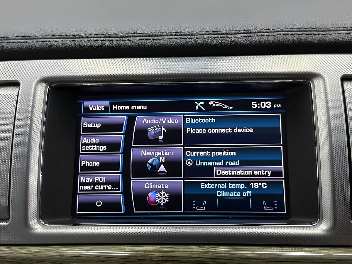 Used 2013 Jaguar Xf Premium Luxury Sportbrake Blue - Interior and Exterior details 16
