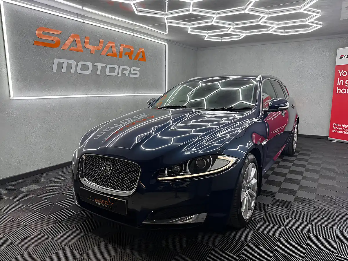 Used 2013 Jaguar Xf Premium Luxury Sportbrake Blue - Interior and Exterior details 4