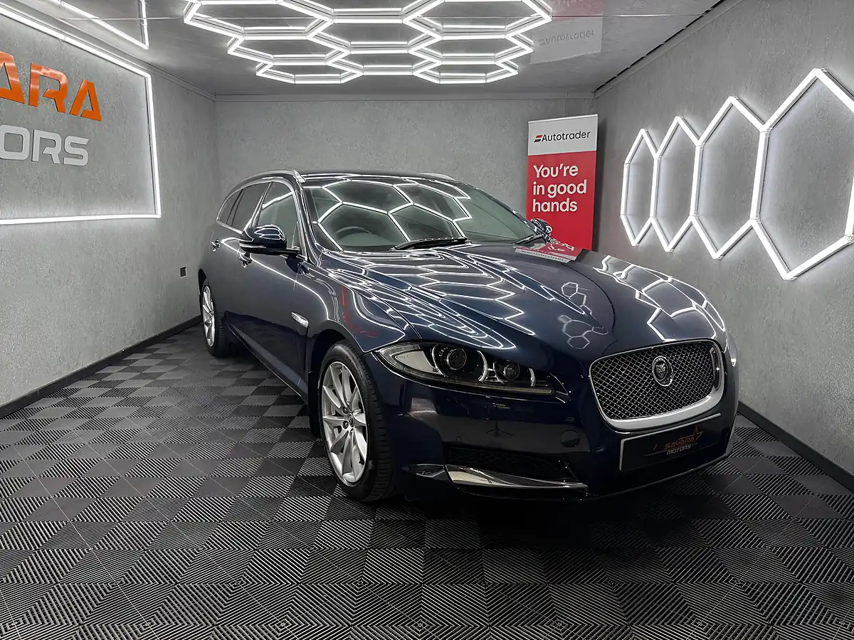 Used 2013 Jaguar Xf Premium Luxury Sportbrake Blue - Interior and Exterior details 7