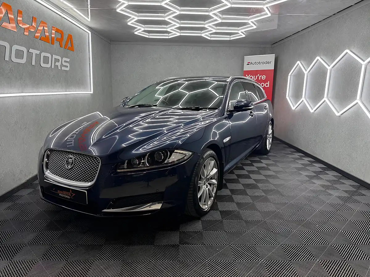 Used 2013 Jaguar Xf Premium Luxury Sportbrake Blue - Interior and Exterior details 8