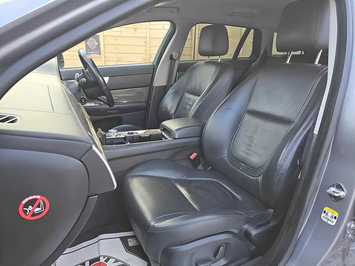 Used 2013 Jaguar Xf Premium Luxury Sportbrake Grey - Interior and Exterior details 19