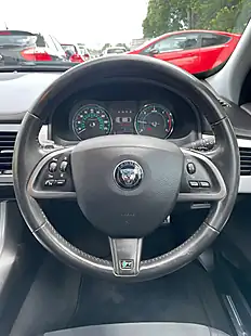 Used 2013 Jaguar Xf R-Sport Italian Racing Red - Interior and Exterior details 14