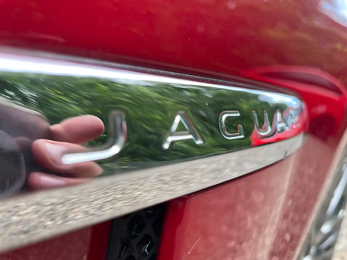 Used 2013 Jaguar Xf R-Sport Italian Racing Red - Interior and Exterior details 20