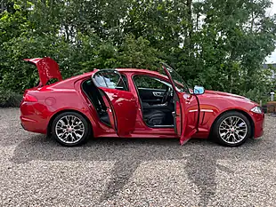 Used 2013 Jaguar Xf R-Sport Italian Racing Red - Interior and Exterior details 7