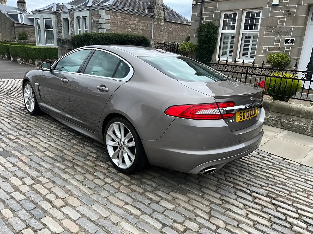 Used 2013 Jaguar Xf S Portfolio Lunar Grey - Interior and Exterior details 13