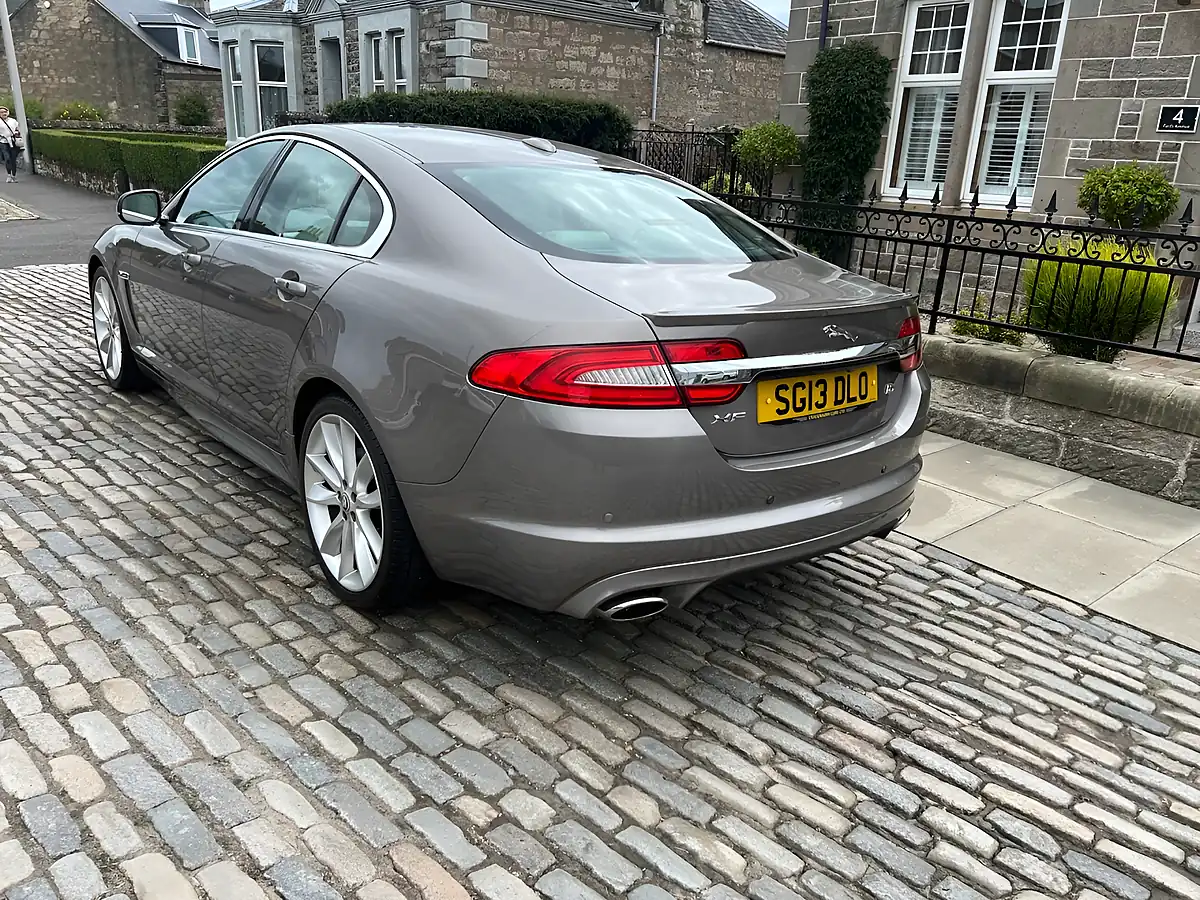 Used 2013 Jaguar Xf S Portfolio Lunar Grey - Interior and Exterior details 14