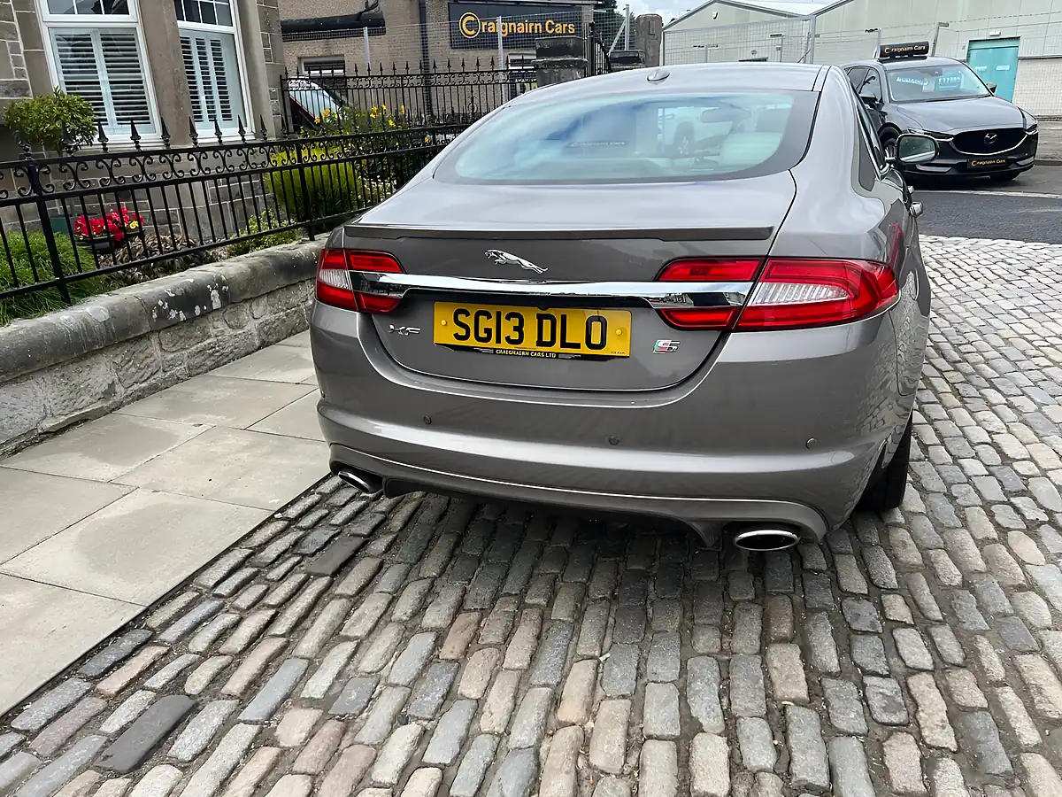 Used 2013 Jaguar Xf S Portfolio Lunar Grey - Interior and Exterior details 9