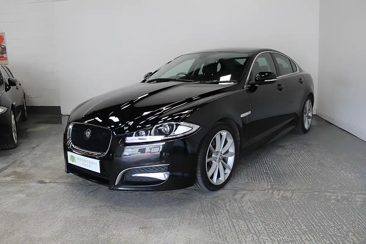 Used 2013 Jaguar Xf Sport Black - Interior and Exterior details 2