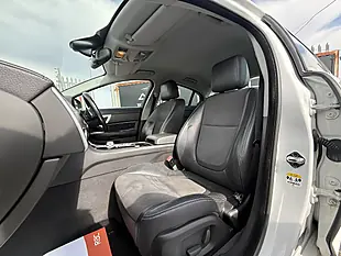 Used 2013 Jaguar Xf Sport White - Interior and Exterior details 19