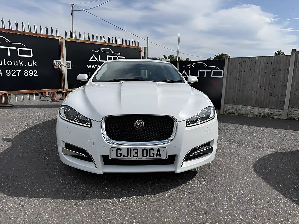 Used 2013 Jaguar Xf Sport White - Interior and Exterior details 2