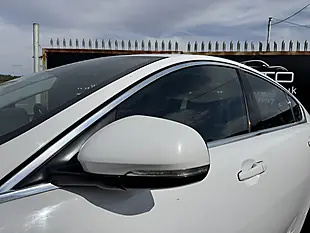 Used 2013 Jaguar Xf Sport White - Interior and Exterior details 5
