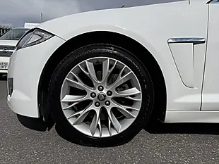 Used 2013 Jaguar Xf Sport White - Interior and Exterior details 6